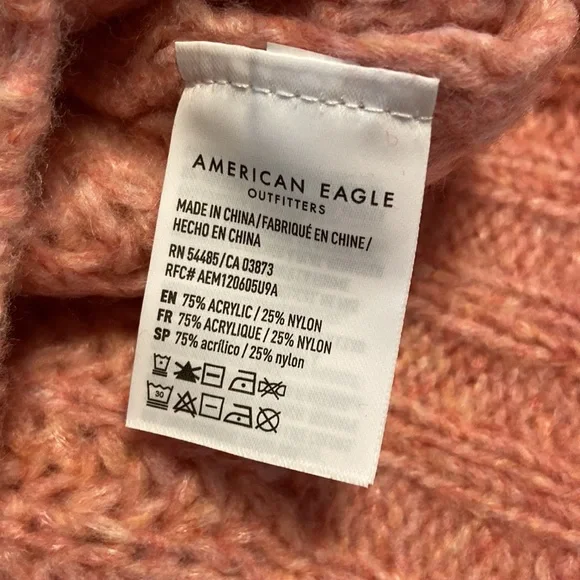 America Eagle Sweater brand new with tags size M length 22” bust 40” - Picture 9 of 12